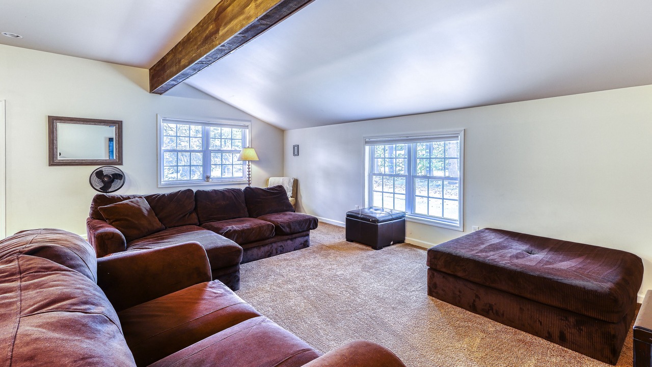 Photo of Livingroom in Chestertown