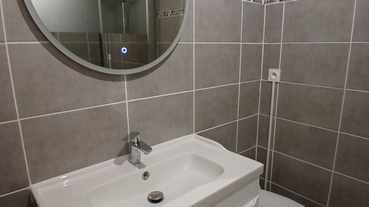 Photo of Bathroom in Ouistreham