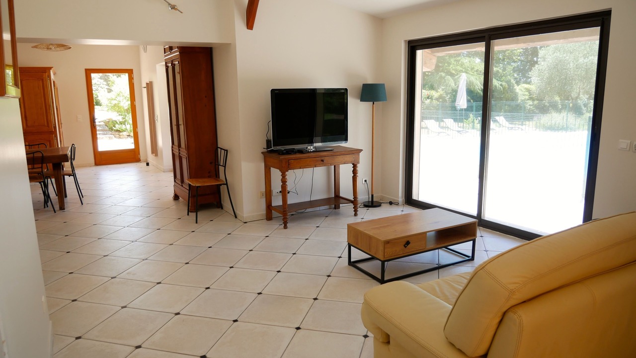Photo of Livingroom in Villesiscle