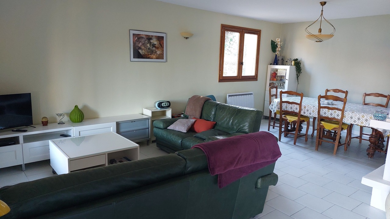 Photo of Livingroom in Chambonas