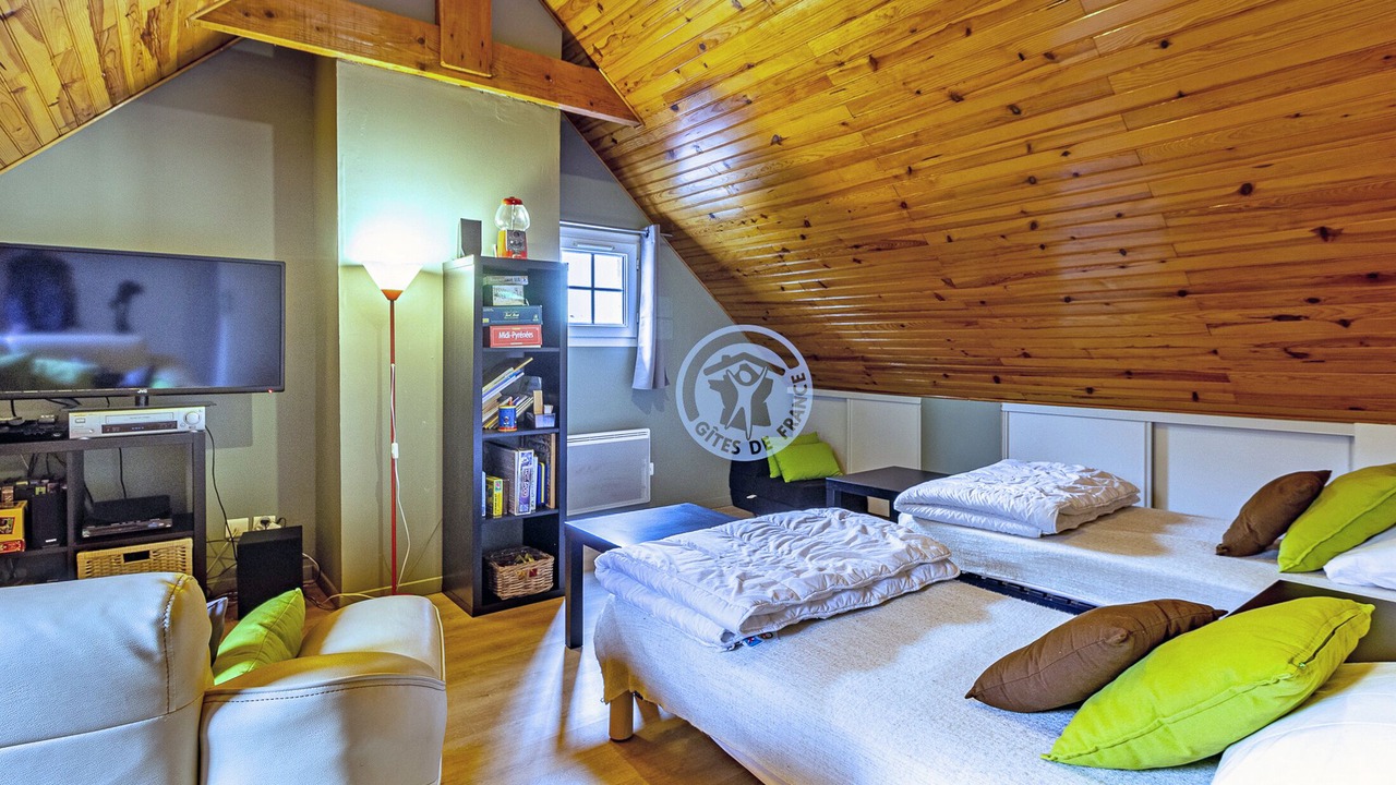 Photo of Bedroom in Campan