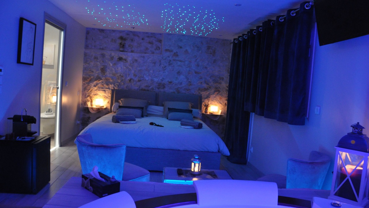 Photo of Bedroom in Bouyon