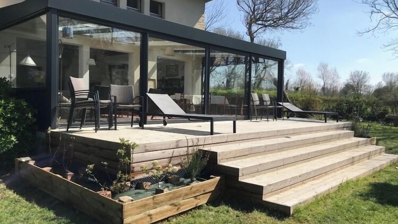 Photo of Patio Balcony in Commes