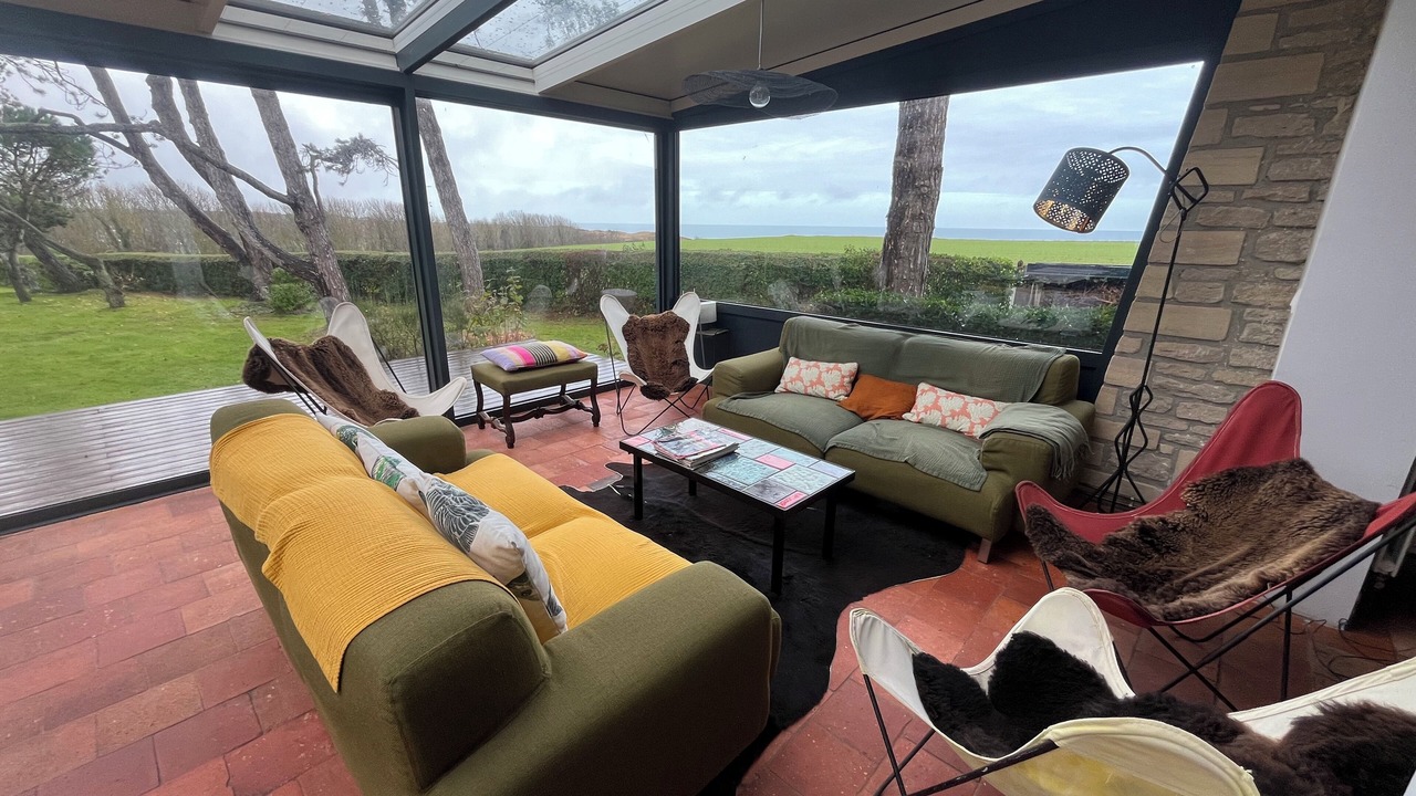 Photo of Livingroom in Commes
