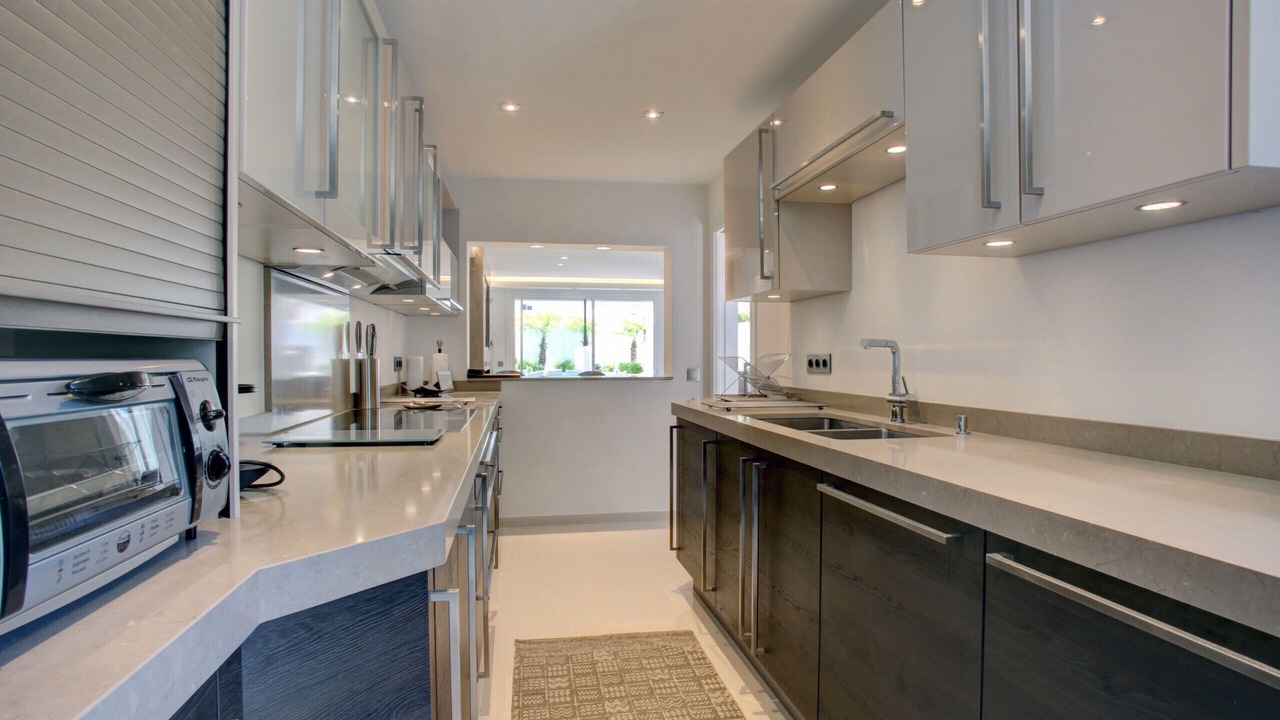 Photo of Kitchen in Golden Mile