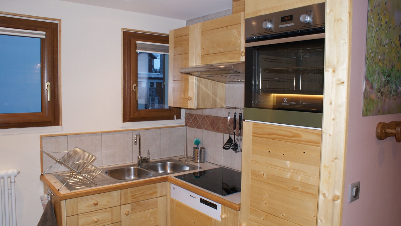 Photo of Kitchen in Les Carroz-d'Araches