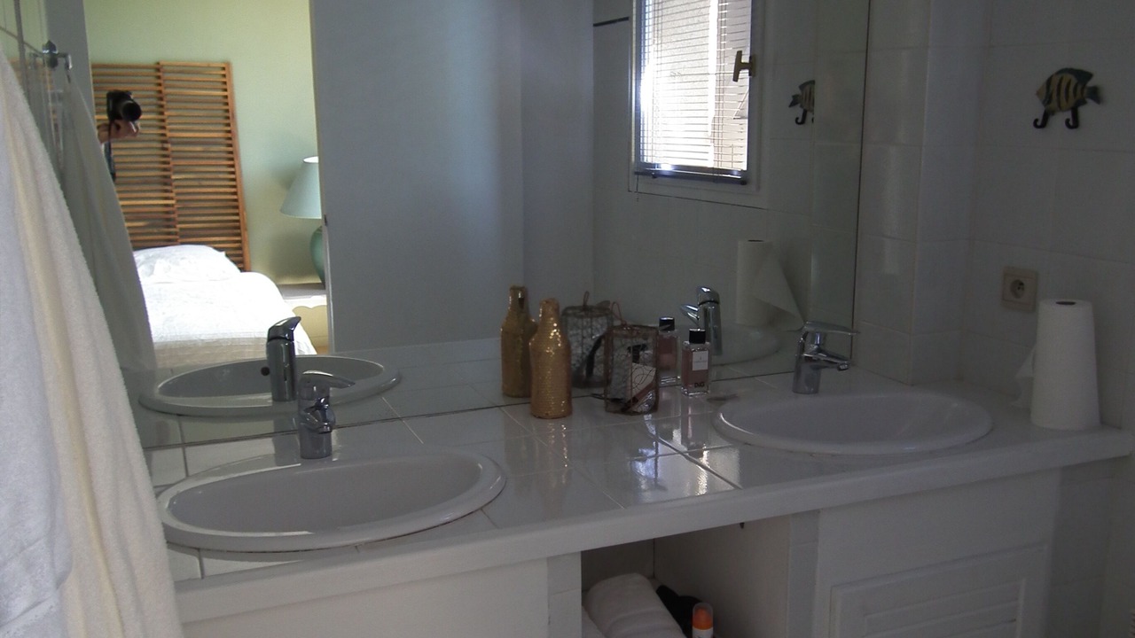 Photo of Bathroom in Saint-Jerome