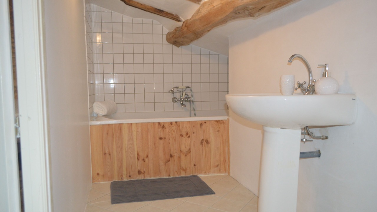 Photo of Bathroom in Bouloc
