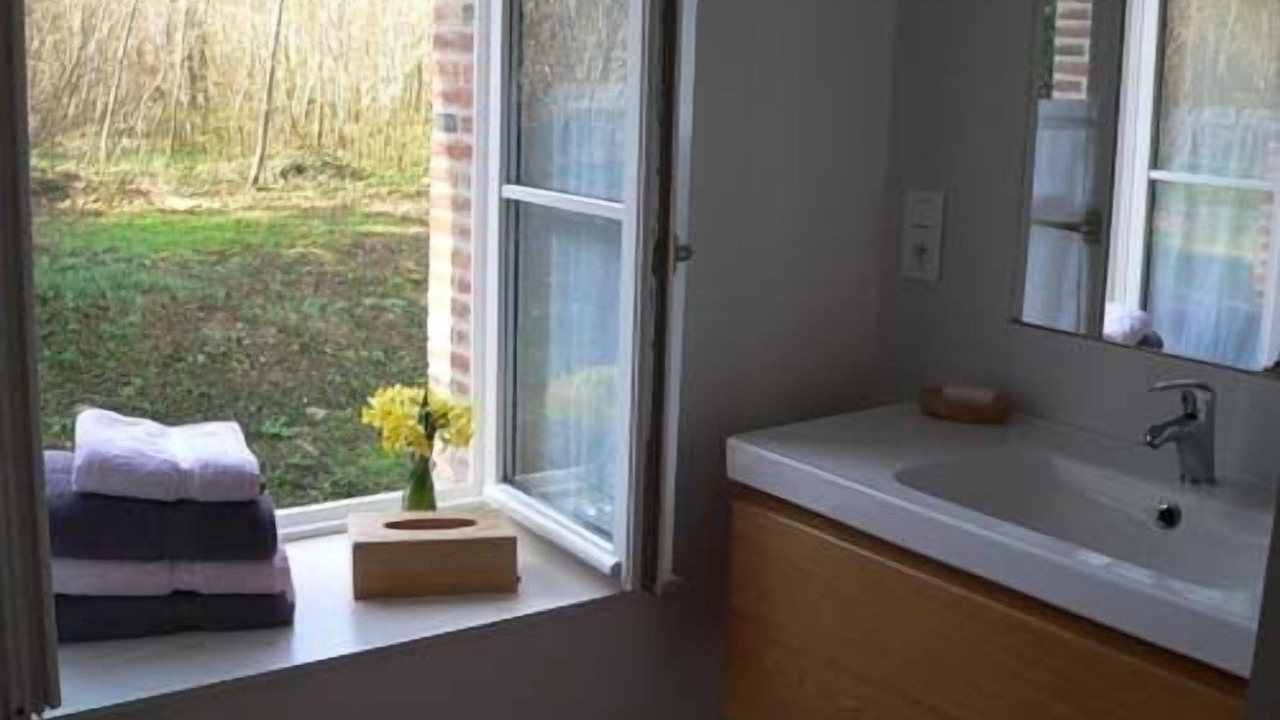 Photo of Bathroom in Juvigny