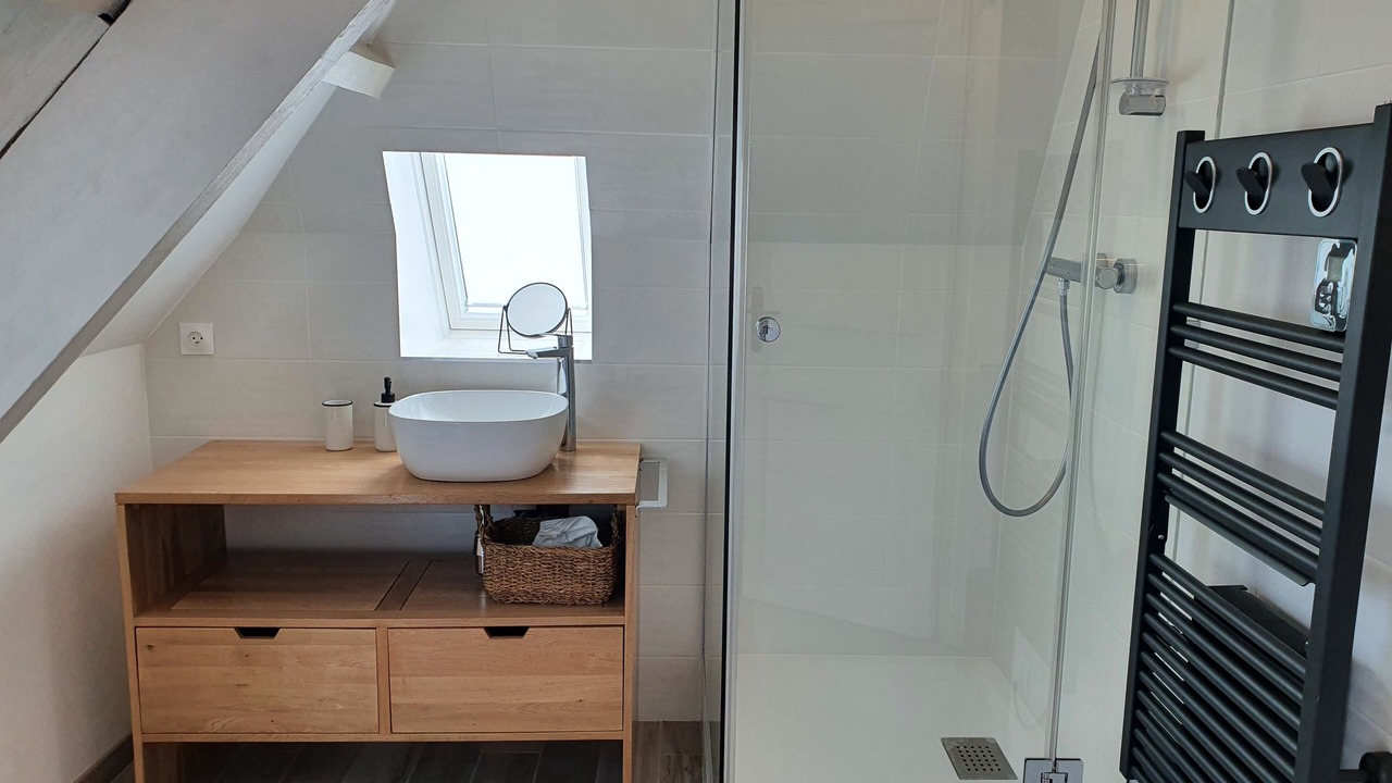 Photo of Bathroom in Saint-Servan