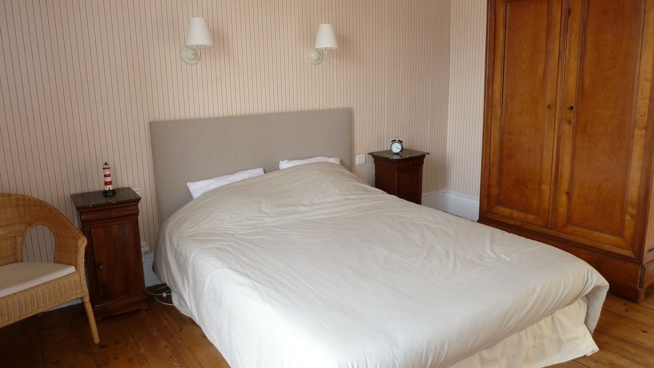 Photo of Bedroom in Saint-Servan