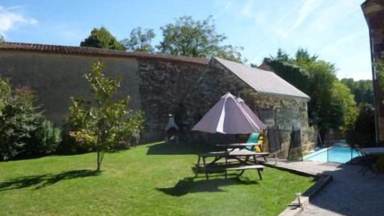 Photo of Outdoor in Doissat