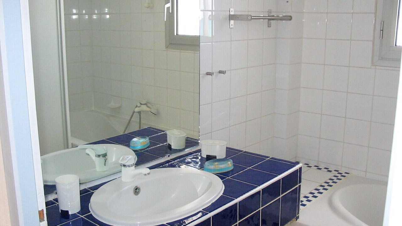 Photo of Bathroom in Frontignan