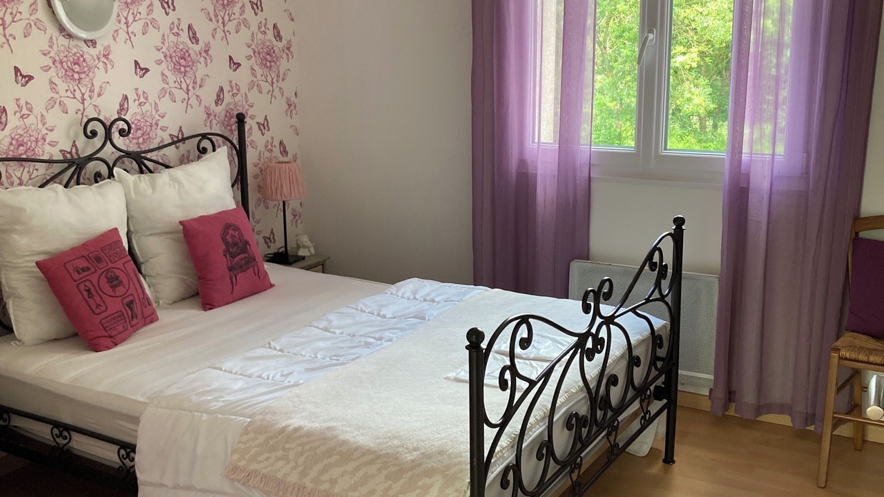 Photo of Bedroom in Saint-Malo-de-Guersac