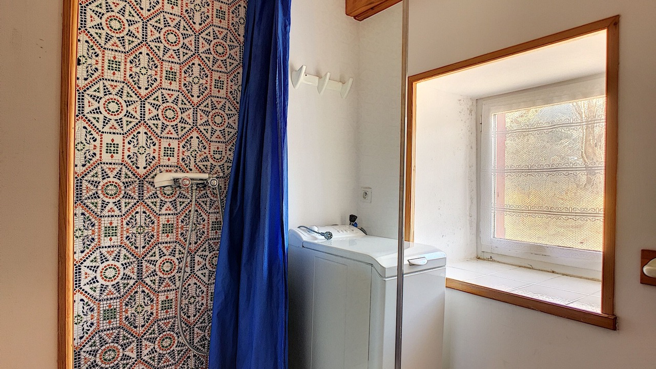 Photo of Bathroom in Llo