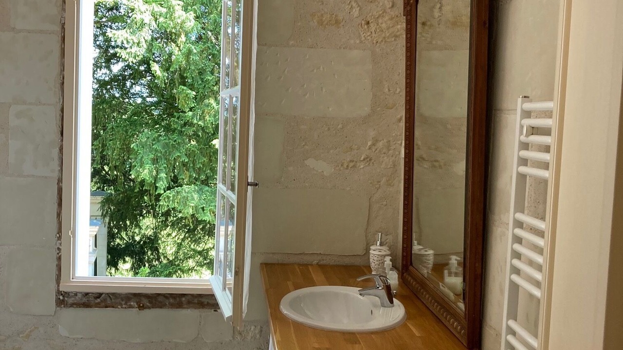 Photo of Bathroom in Larcay
