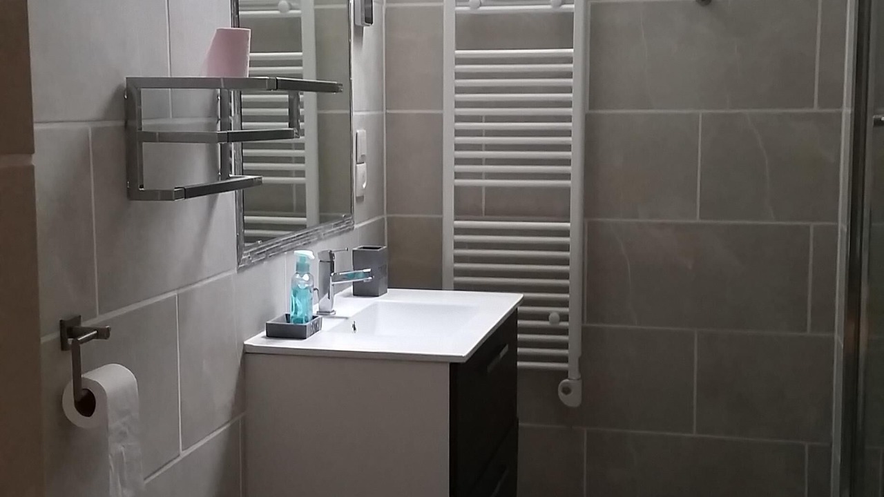 Photo of Bathroom in Santenay