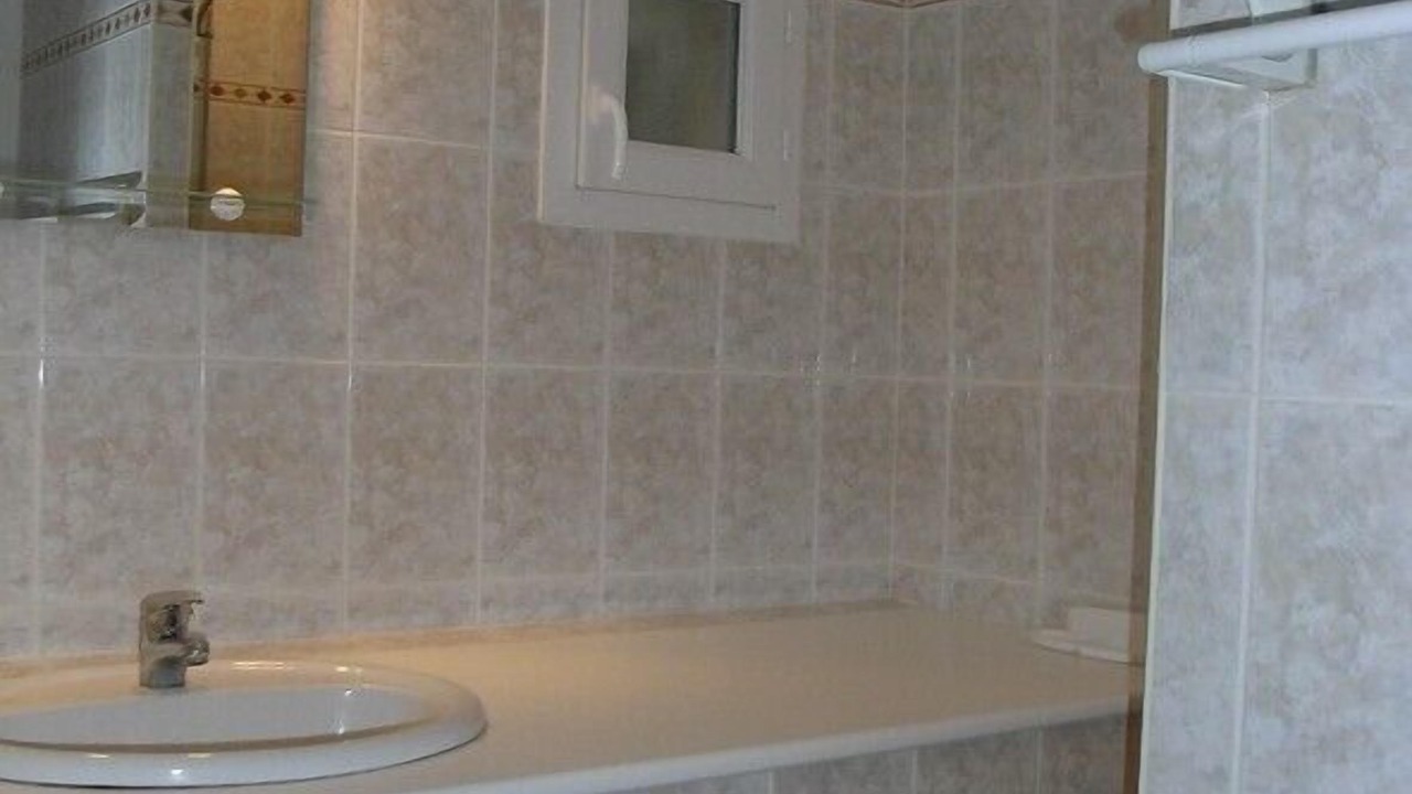 Photo of Bathroom in Pierrerue