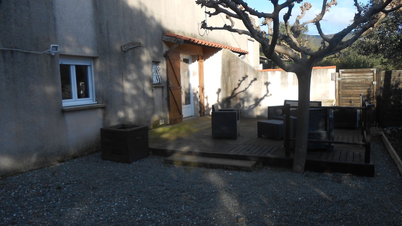 Photo of Patio Balcony in Pierrerue