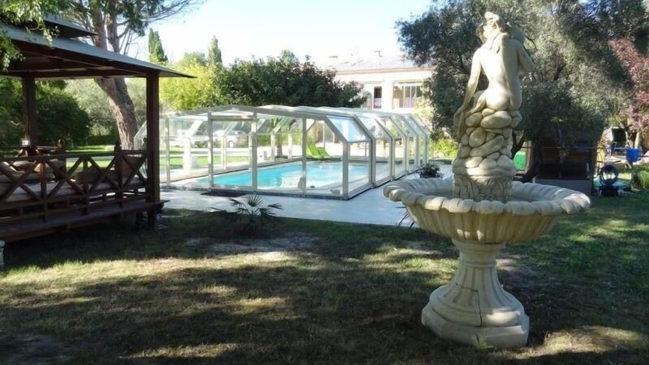 Photo of Outdoor in Avignon