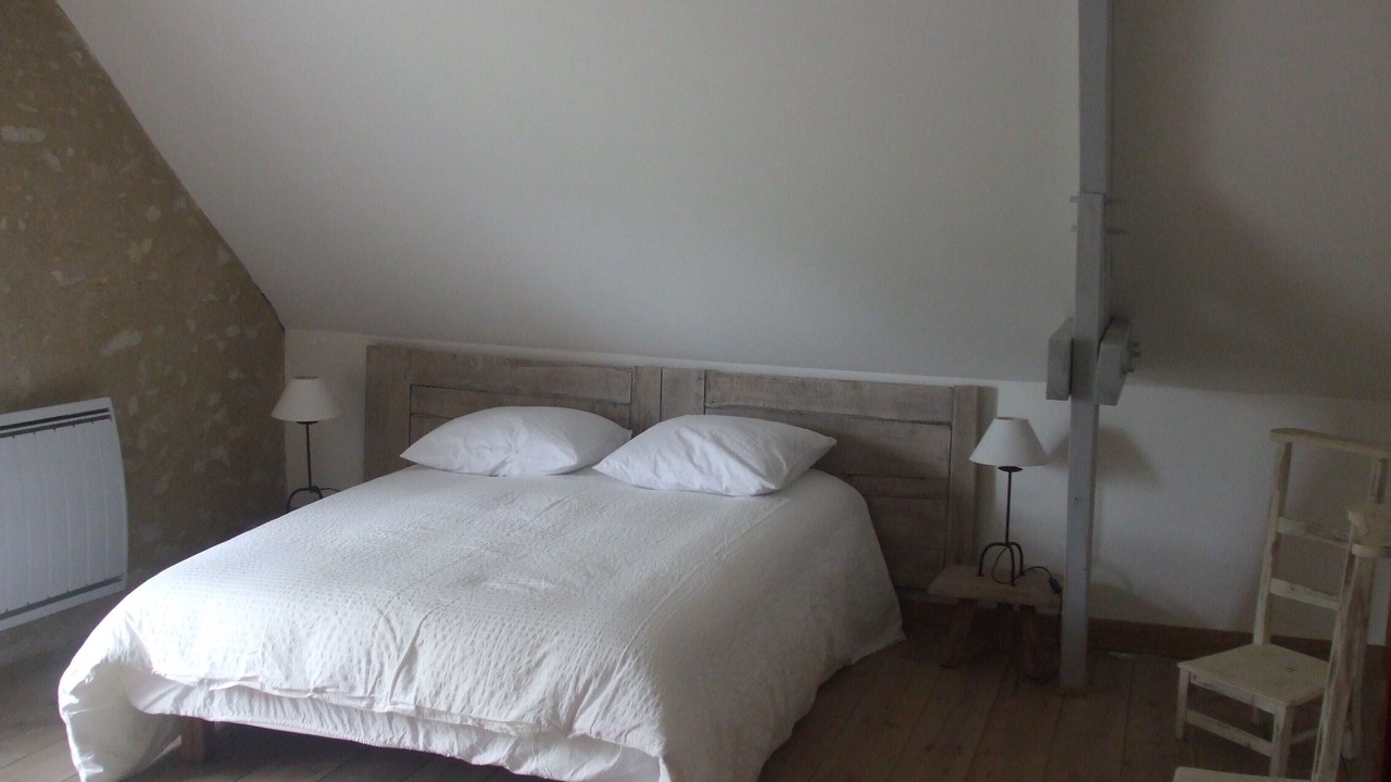 Photo of Bedroom in Cheffes