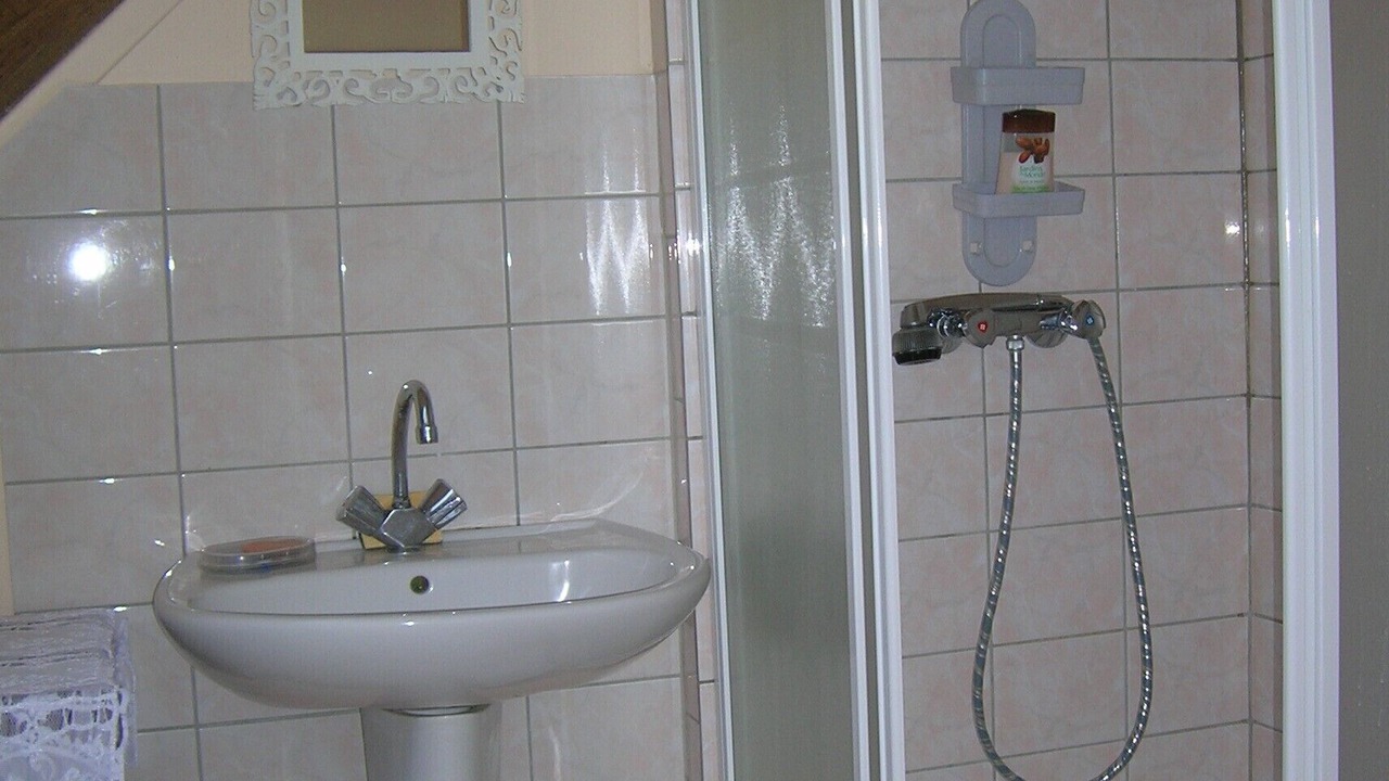 Photo of Bathroom in Les Isles-Bardel