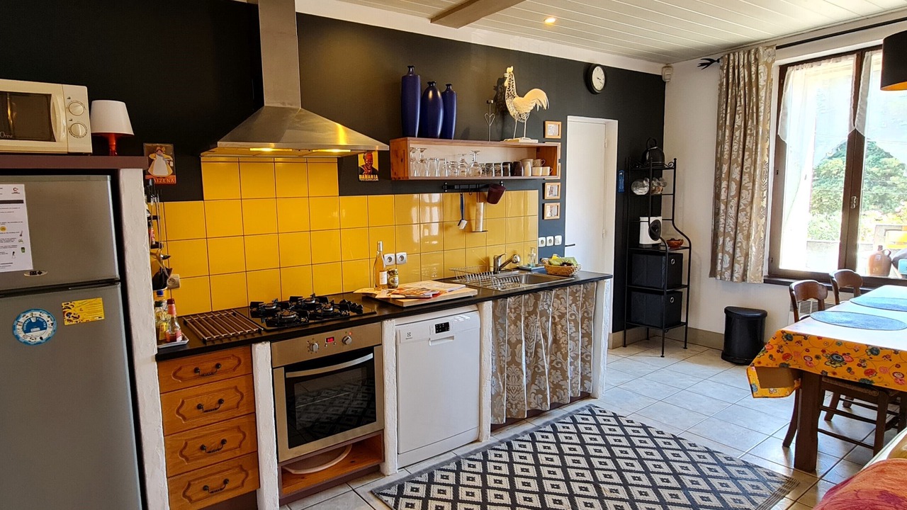 Photo of Kitchen in Puicheric
