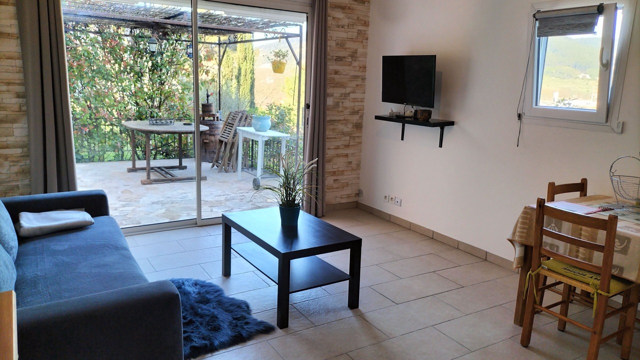 Photo of Livingroom in Evenos