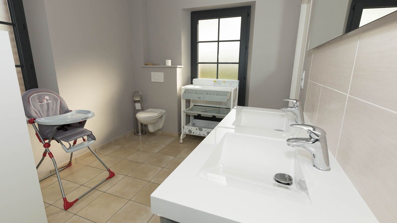Photo of Bathroom in Sotteville-sur-Mer
