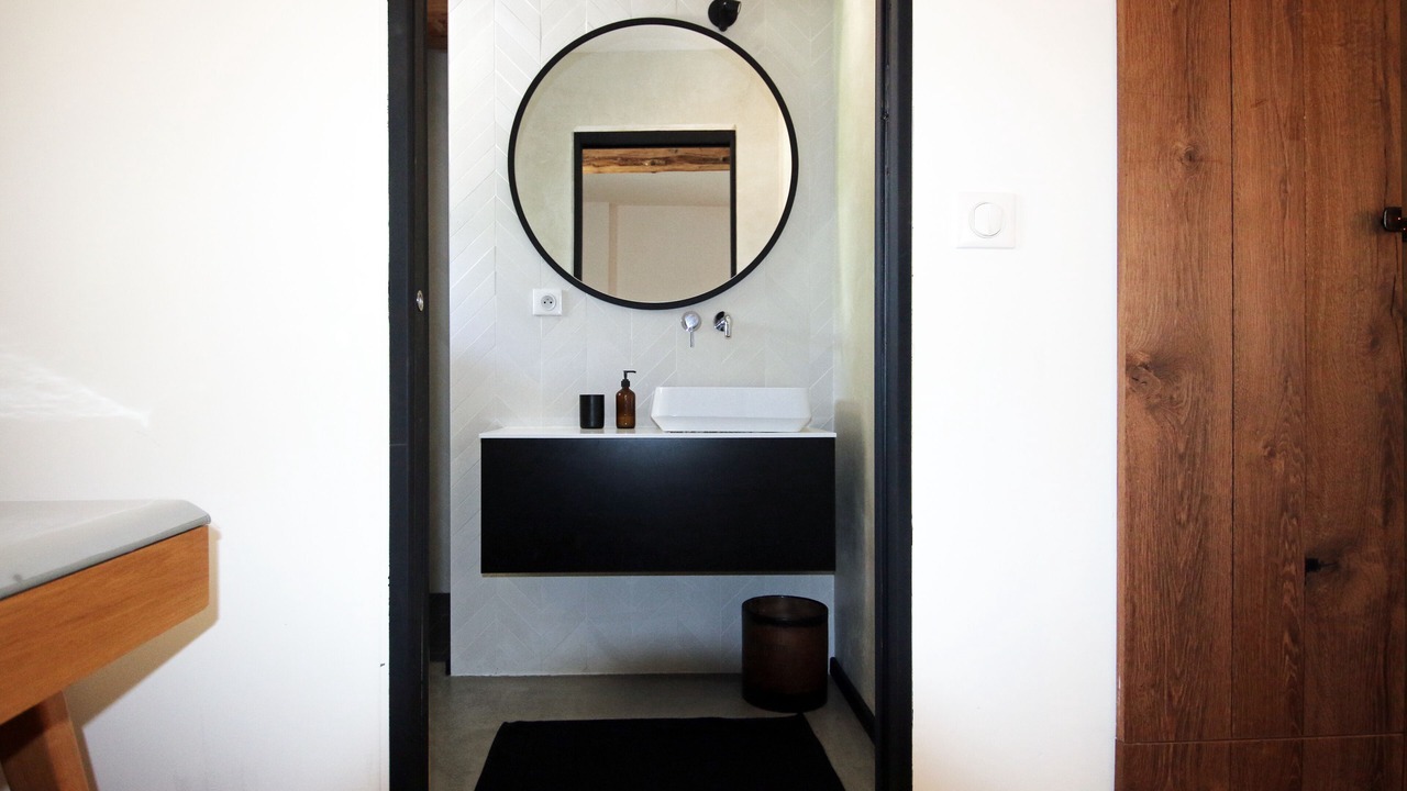 Photo of Bathroom in Cessenaz