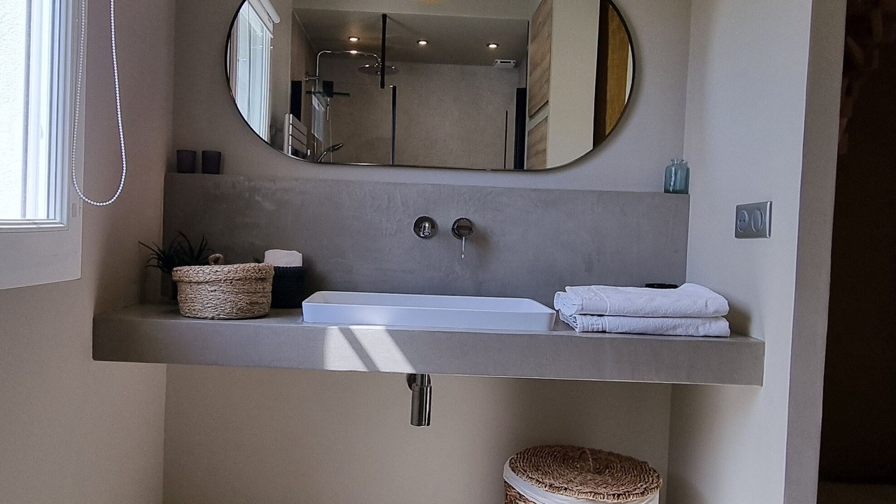 Photo of Bathroom in Lattes