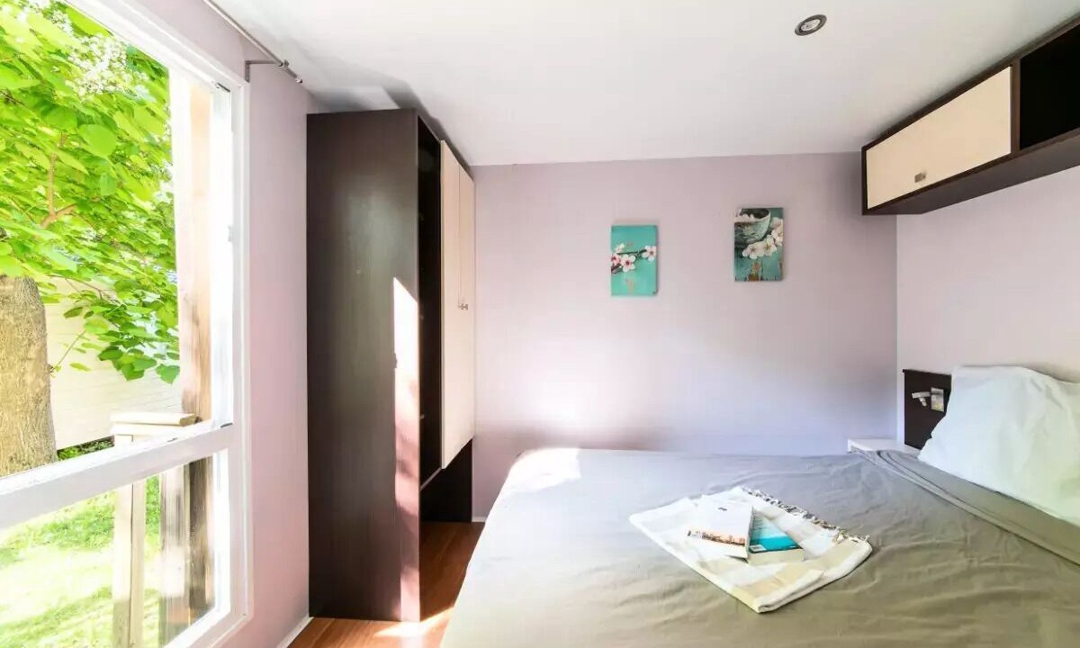 Photo of Bedroom in Saint-Vincent-de-Durfort
