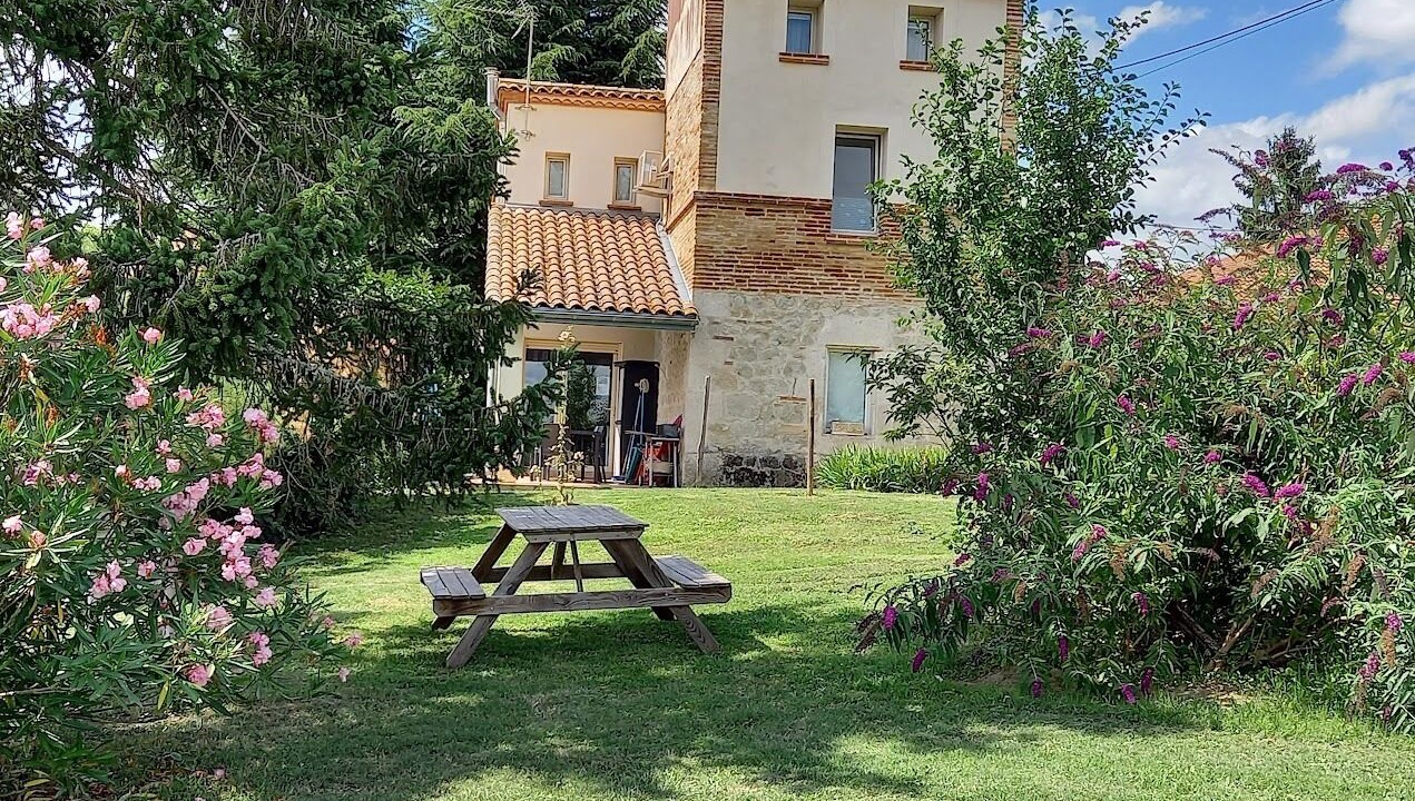 Photo of Outdoor in Durfort-Lacapelette