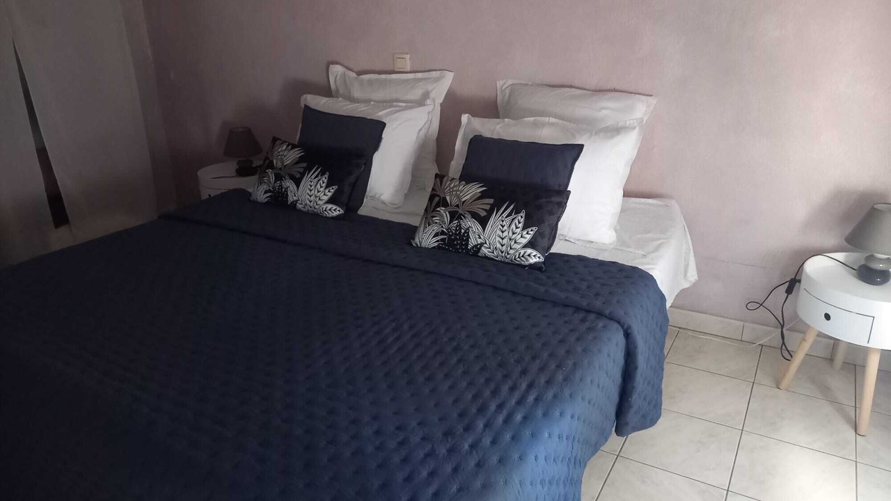 Photo of Bedroom in Durfort-Lacapelette