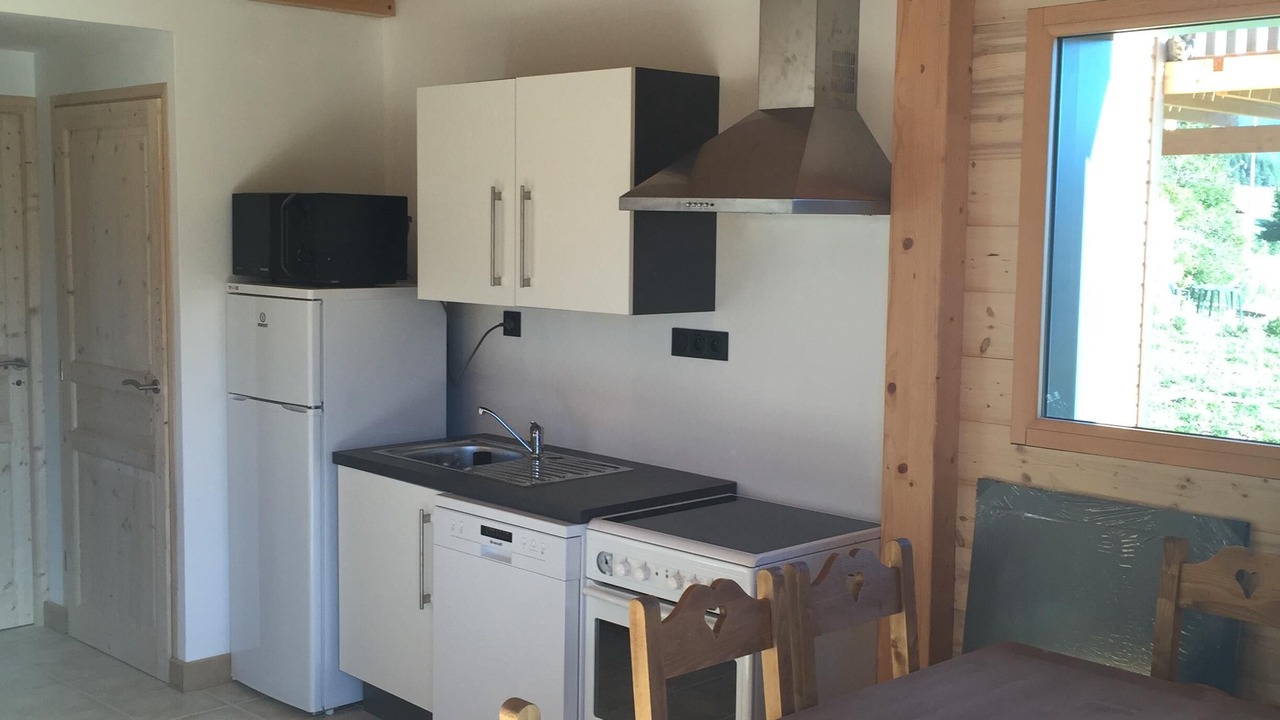 Photo of Kitchen in Saint-Julien-en-Vercors