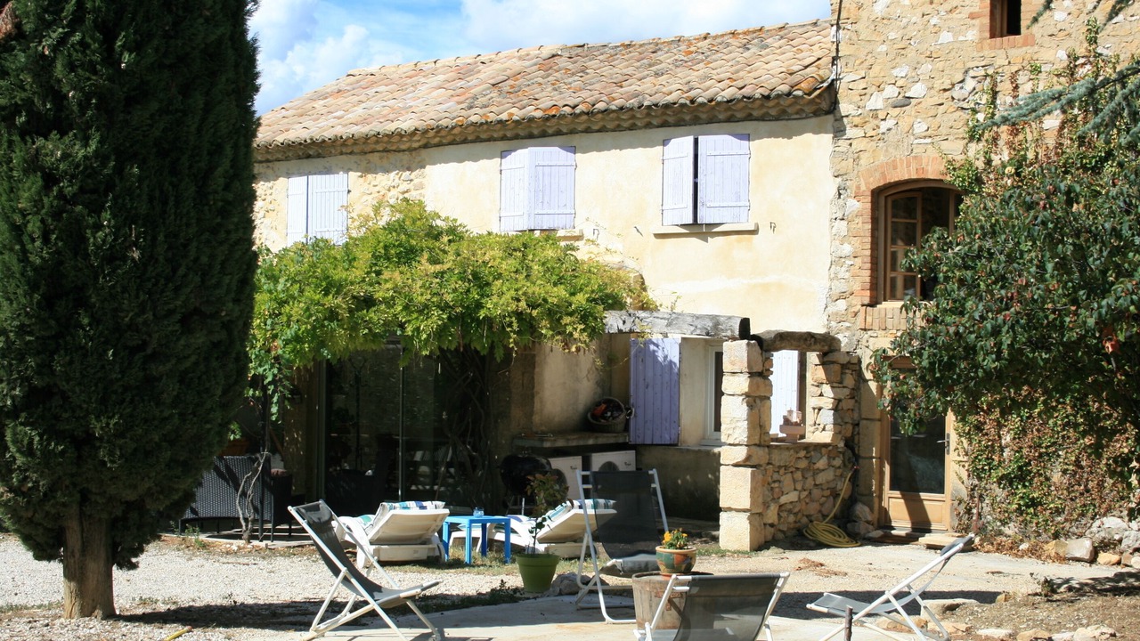 Photo of Patio Balcony in Saint-Victor-la-Coste