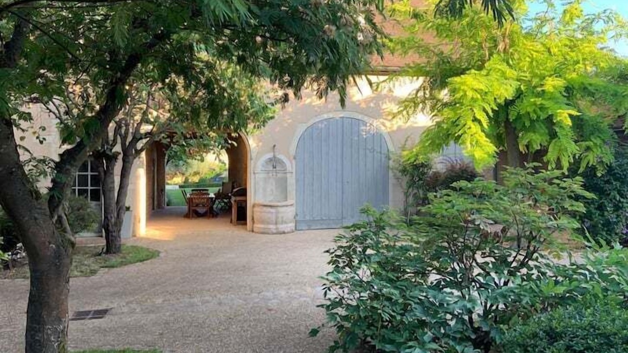 Photo of Others in Beaune