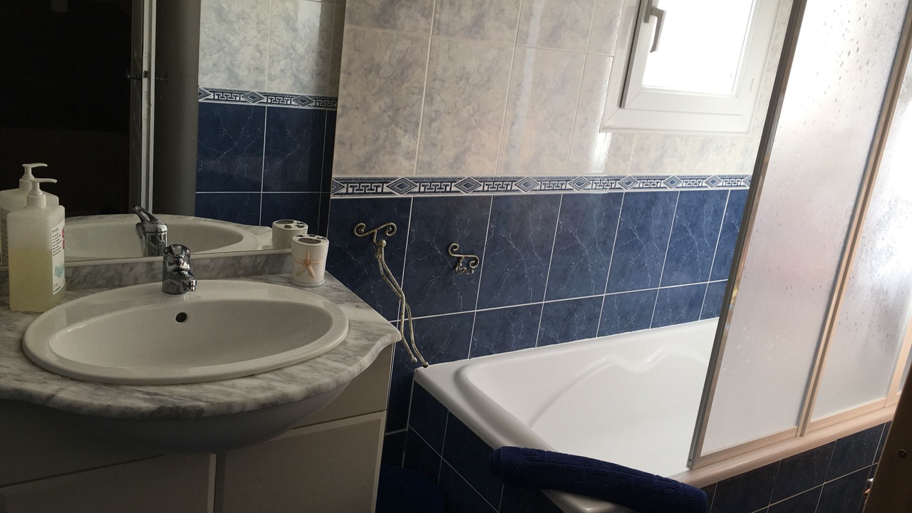 Photo of Bathroom in Ceyras