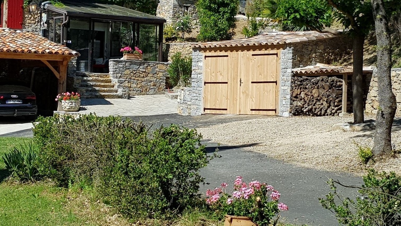 Photo of Outdoor in Saint-Julien-de-la-Nef