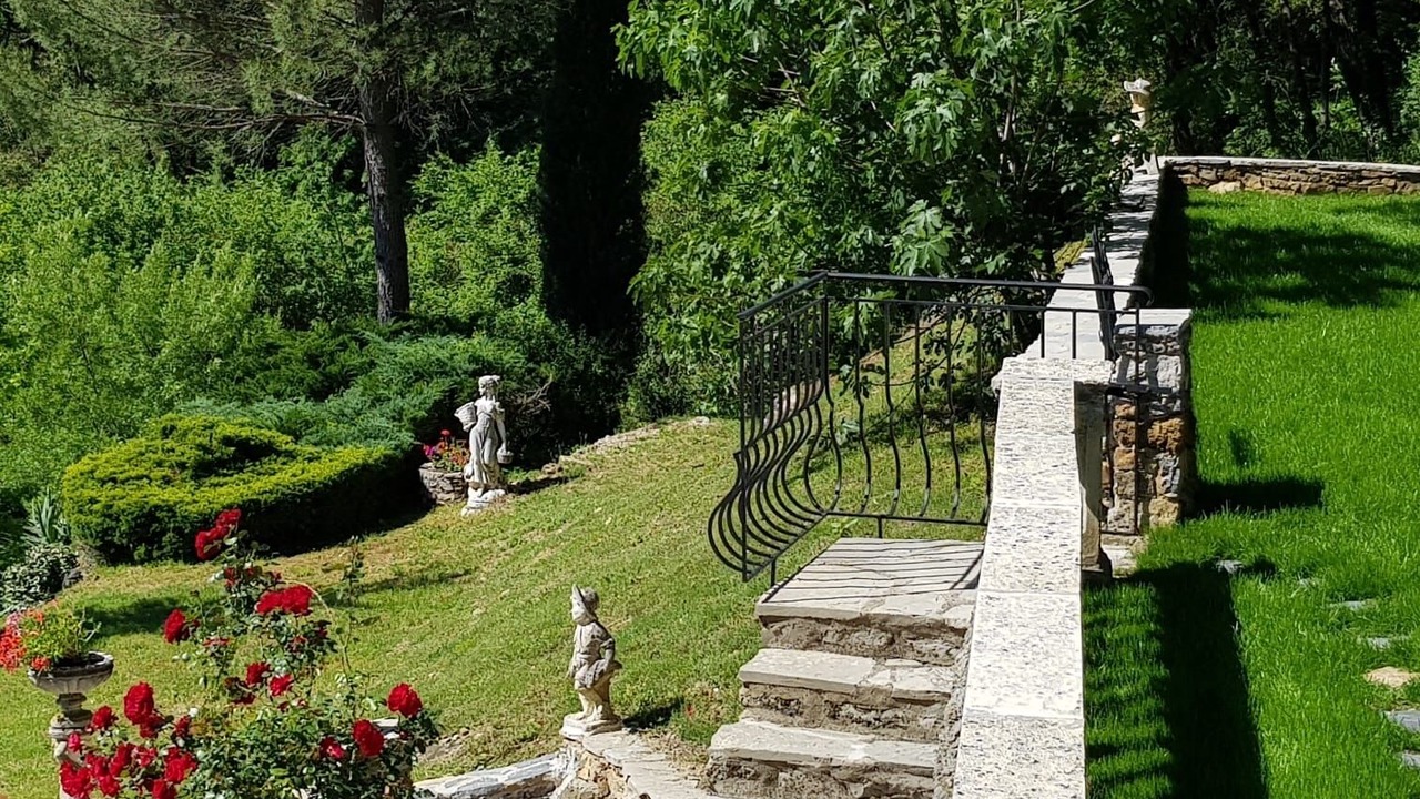 Photo of Outdoor in Saint-Julien-de-la-Nef