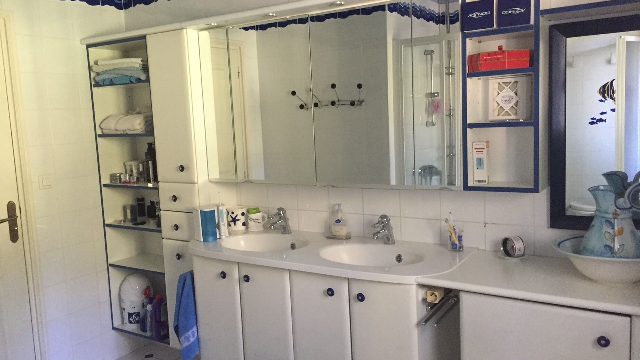 Photo of Kitchen in Boisseron
