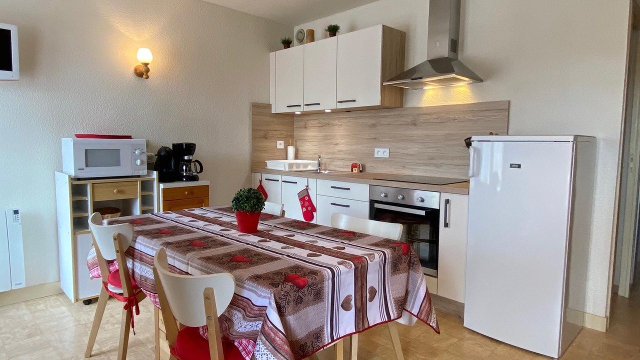 Photo of Kitchen in Premanon