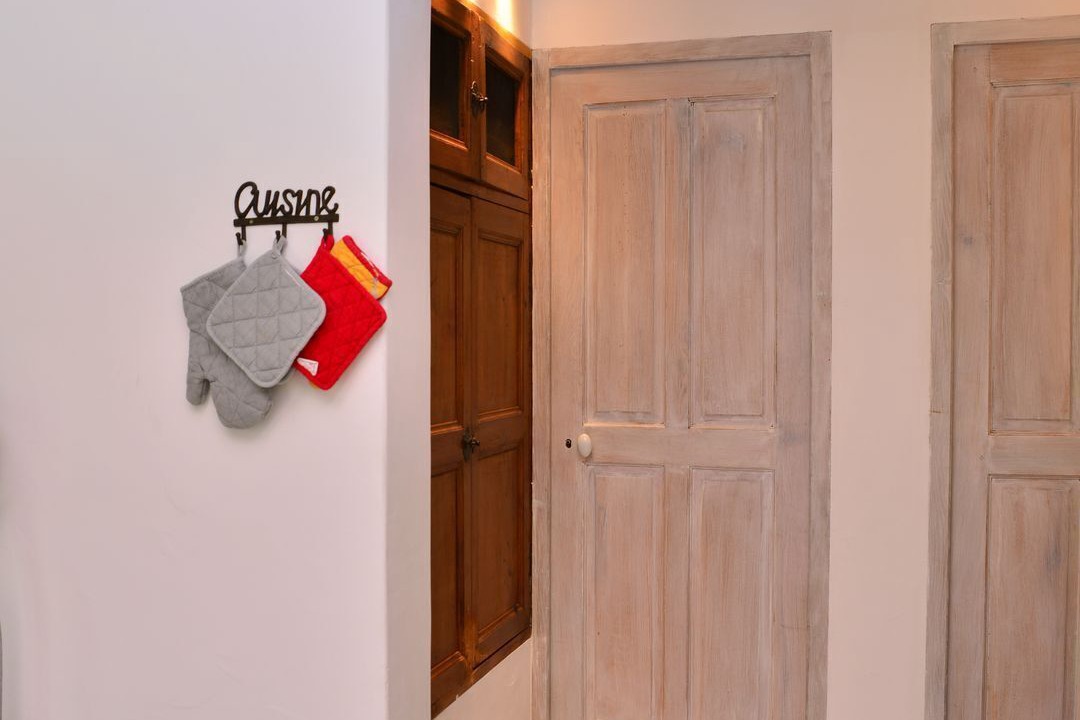 Photo of Others in Apt