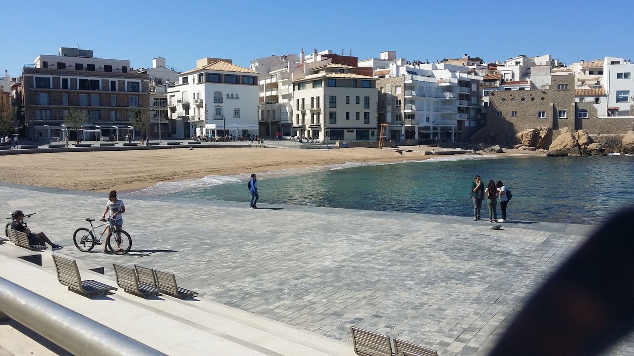 Photo of Others in L'Escala