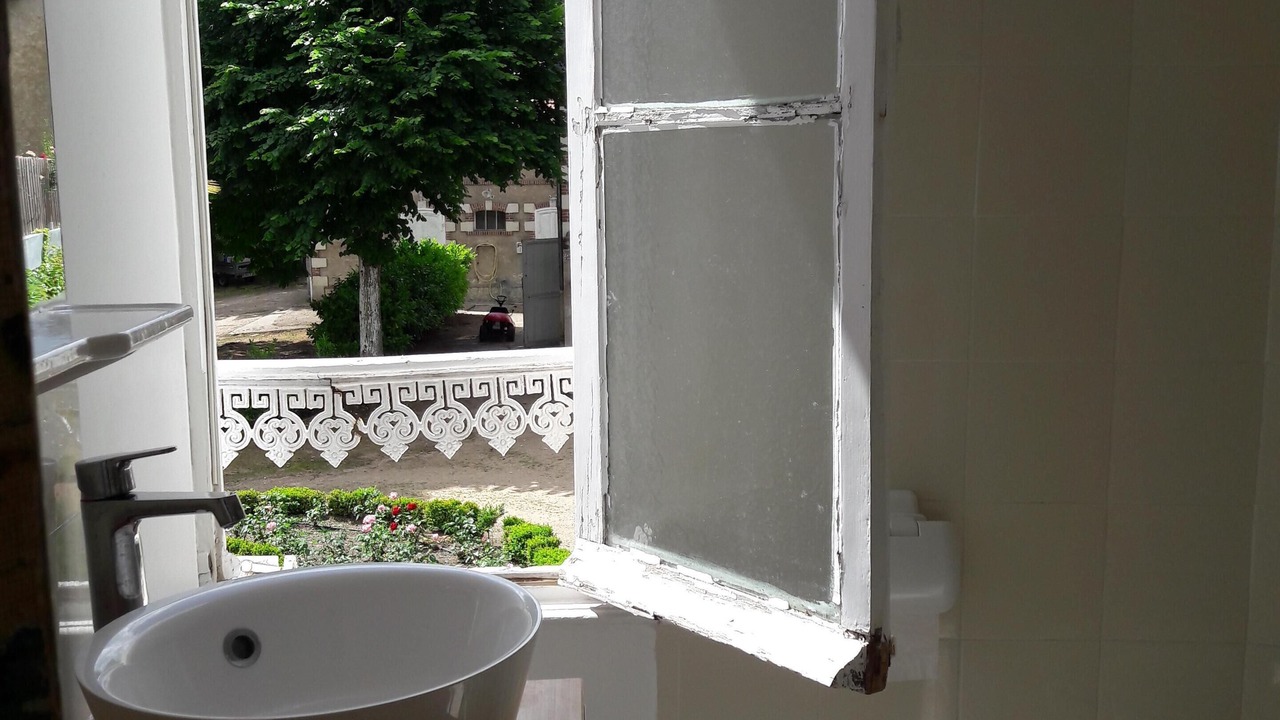 Photo of Bathroom in Amboise