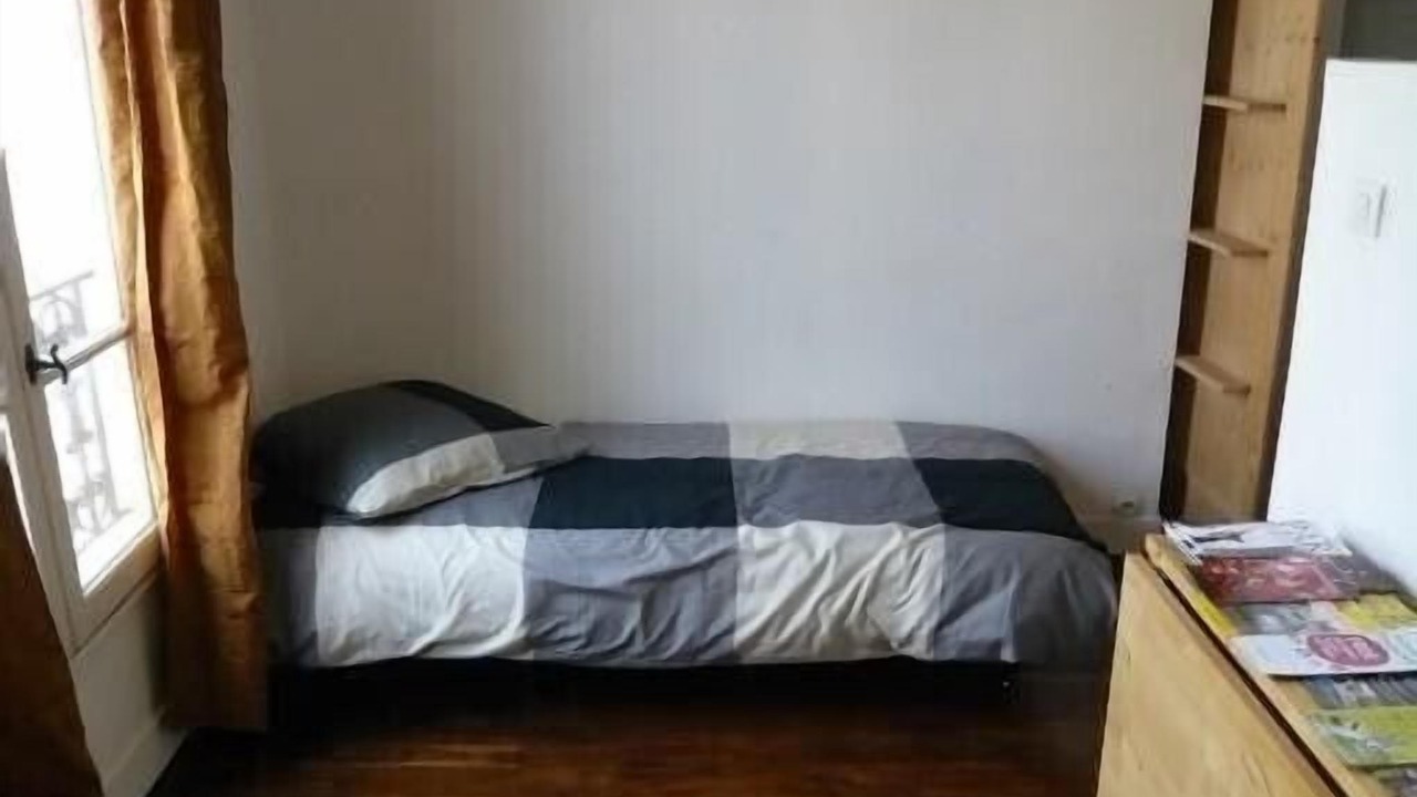 Photo of Bedroom in Quartier des Grandes-Carrieres