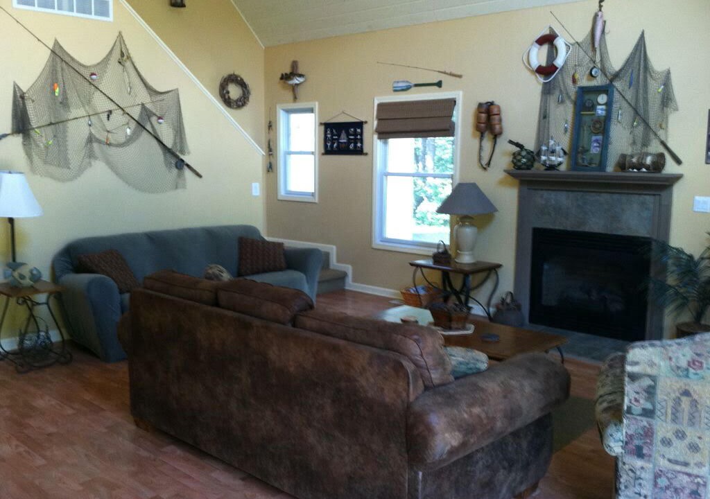 Photo of Livingroom in Silver Lake