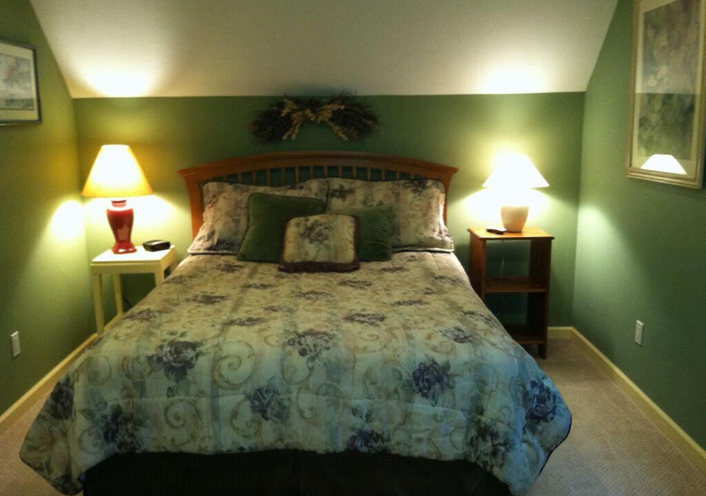 Photo of Bedroom in Silver Lake