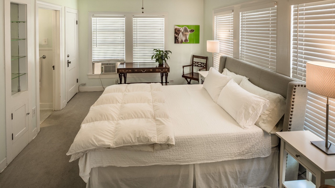 Photo of Bedroom in North University
