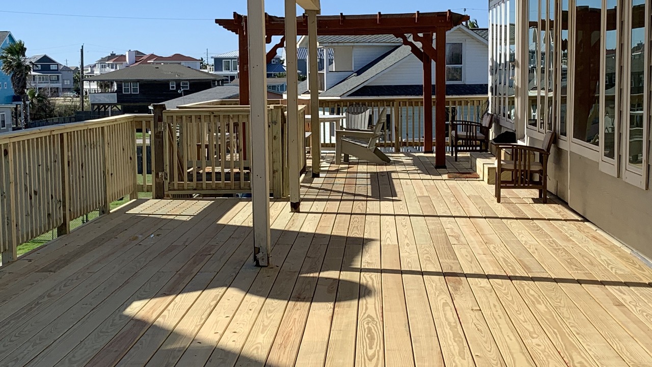 Photo of Patio Balcony in Pirates Beach West